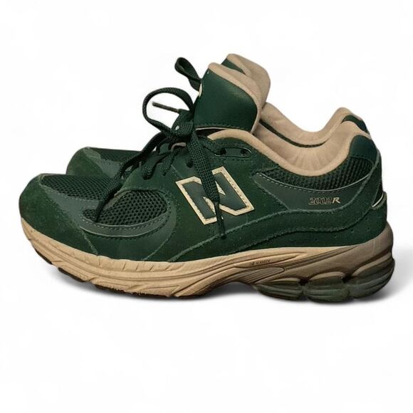 New Balance 2000r trainers - Picture 1 of 4